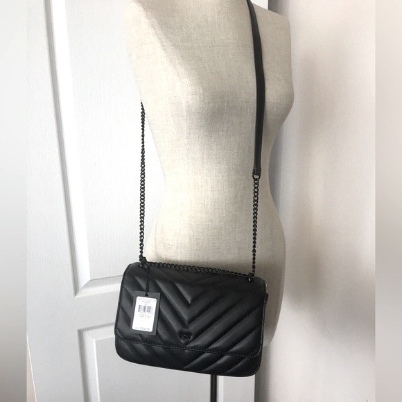 Black Dkny bag - Picture 7 of 11